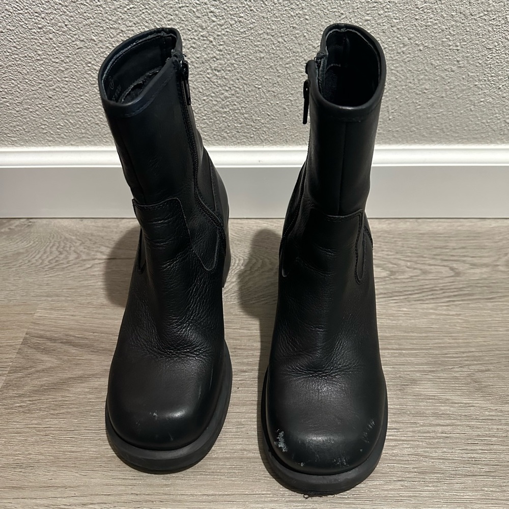 Black Heeled Boots Women’s Size 7